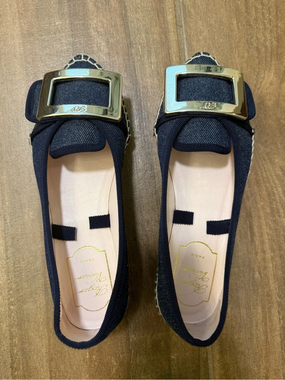 Roger Vivier Denim Espadrille Flat Dark Blue Gold Buckle 34 4 Flatform Shoes
